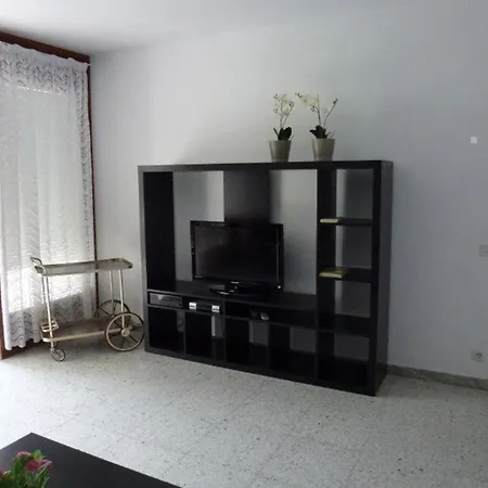 Semesterbostad Schoner Bungalow In Parkahnlicher Umgebung Mit Gemeinschaftspool