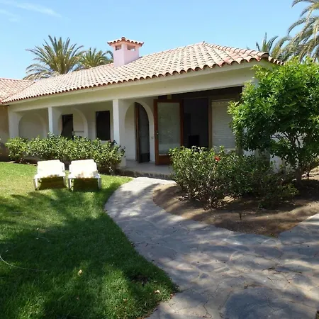 Schoner Bungalow In Parkahnlicher Umgebung Mit Gemeinschaftspool Holiday home